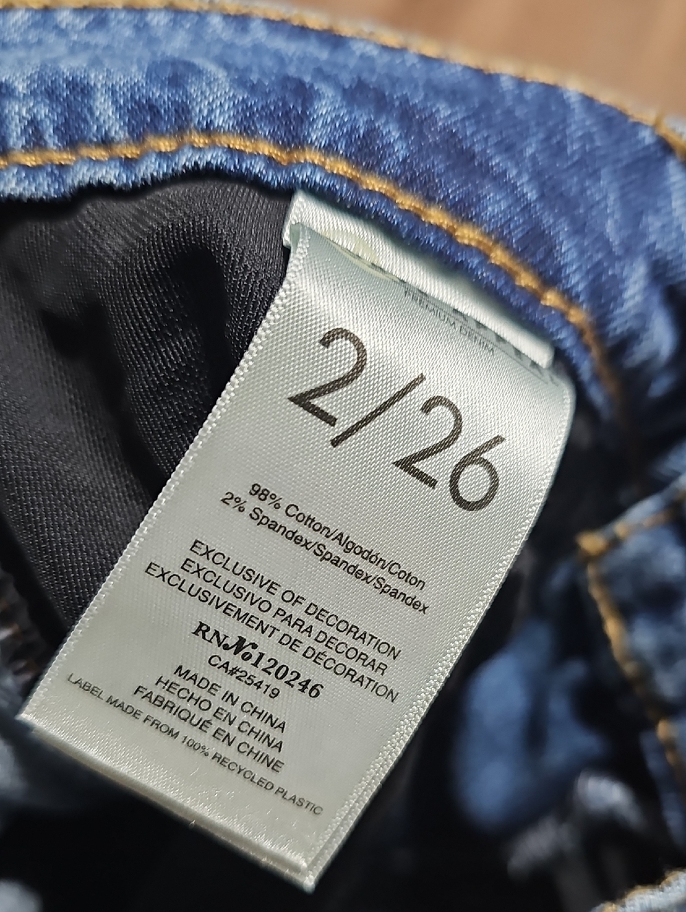 Curve Appeal Mid-Dark Wash Straight Jeans Size 2/26 New - Picture 5 of 6